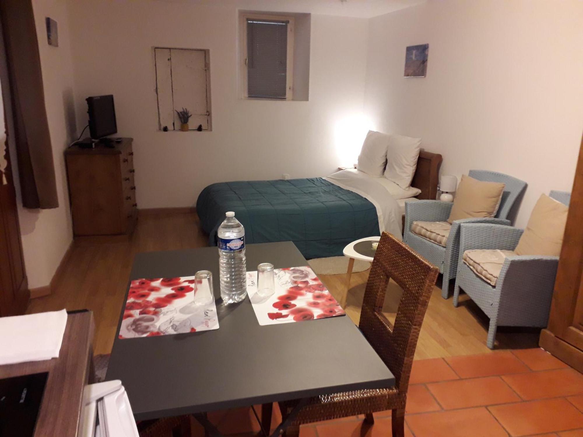 Appart-Hotel Residence Maloc Malaucène Екстериор снимка